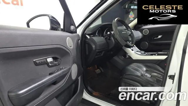 LAND ROVER Range Rover Evoque 2.2 SD4 Pure 2014 — photo 9 sur 20