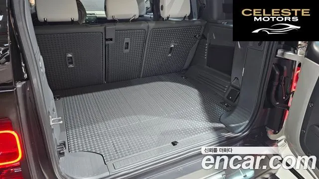 LAND ROVER Defender (L663) 110 D250 X-Dynamic SE 2025 — photo 20 sur 20