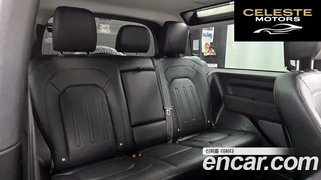 LAND ROVER Defender (L663) 90 D250 SE 2022 — photo 12 sur 20