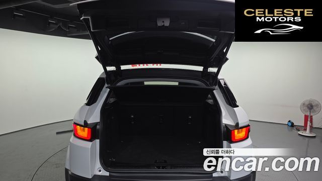 LAND ROVER Range Rover Evoque 2.0 TD4 SE 2019 — photo 20 sur 20
