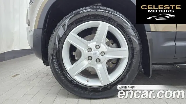 LAND ROVER Defender (L663) 110 D240 SE 2020 — photo 5 sur 20