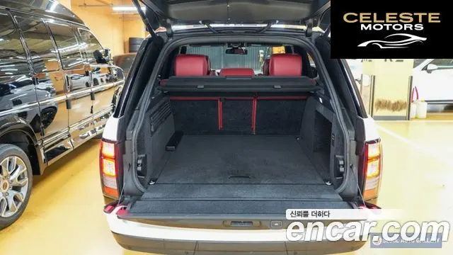 LAND ROVER Range Rover 44.4 SDV8 AB 2016 — photo 18 sur 26