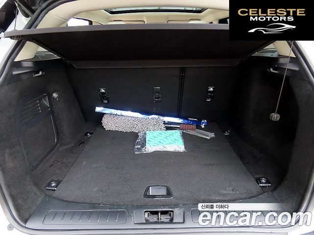LAND ROVER Range Rover Evoque 2.0 TD4 SE 2018 — photo 18 sur 26