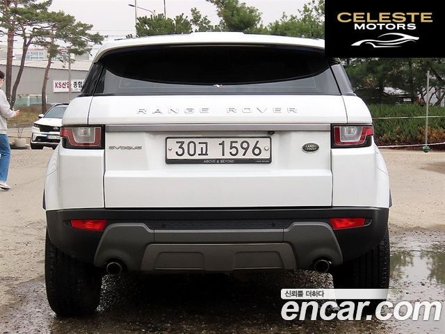 LAND ROVER Range Rover Evoque 2.0 TD4 SE 2018 — photo 4 sur 26