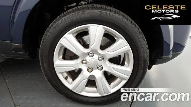 LAND ROVER Discovery 4 3.0 SDV6 SE 2013 — photo 5 sur 20