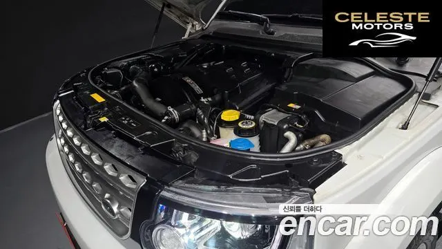 LAND ROVER Discovery 4 3.0 SDV6 SE 2015 — photo 6 sur 20
