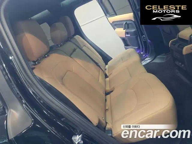 LAND ROVER Defender (L663) 110 P300 X-Dynamic SE 2025 — photo 17 sur 26