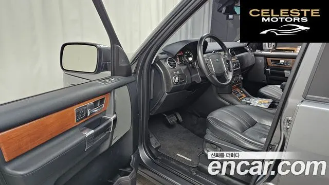 LAND ROVER Discovery 4 3.0 SDV6 SE 2013 — photo 10 sur 20