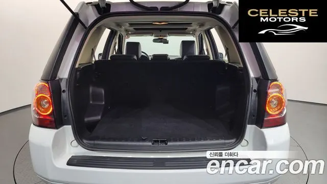 LAND ROVER 2 2.2 SD4 HSE 2013 — photo 20 sur 20