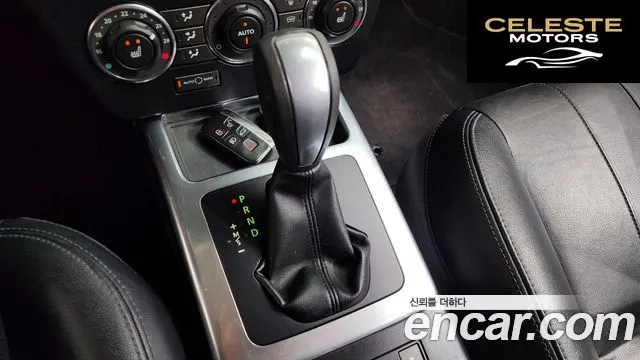 LAND ROVER 2 2.2 SD4 HSE 2013 — photo 9 sur 20