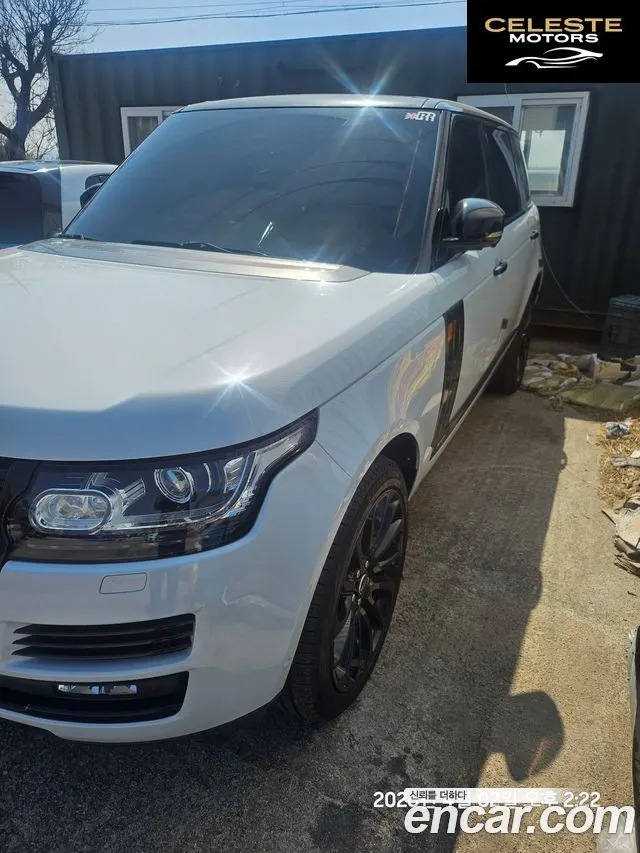 LAND ROVER Range Rover 45.0 SC AB LWB 2016 — photo 11 sur 15