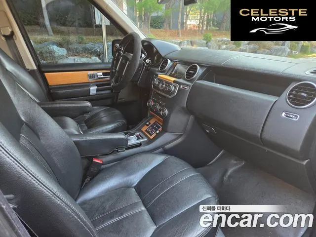 LAND ROVER Discovery 4 3.0 SDV6 SE 2012 — photo 10 sur 26