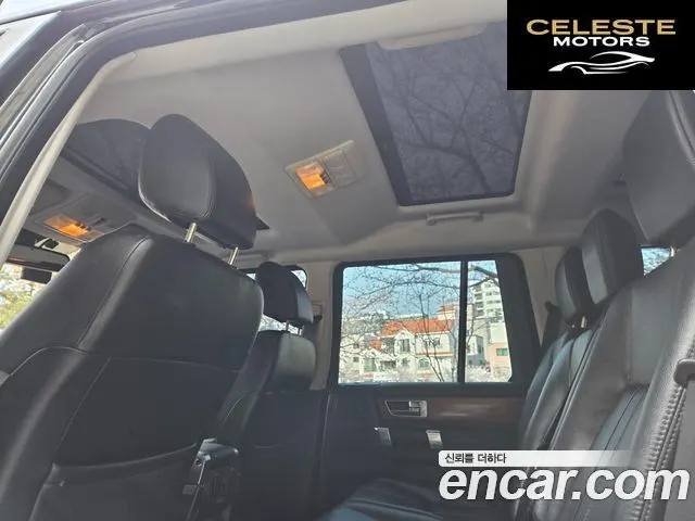 LAND ROVER Discovery 4 3.0 SDV6 SE 2012 — photo 13 sur 26