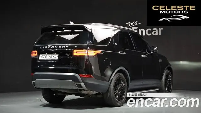 LAND ROVER Discovery 5 2.0 SD4 SE 2018 — photo 2 sur 20