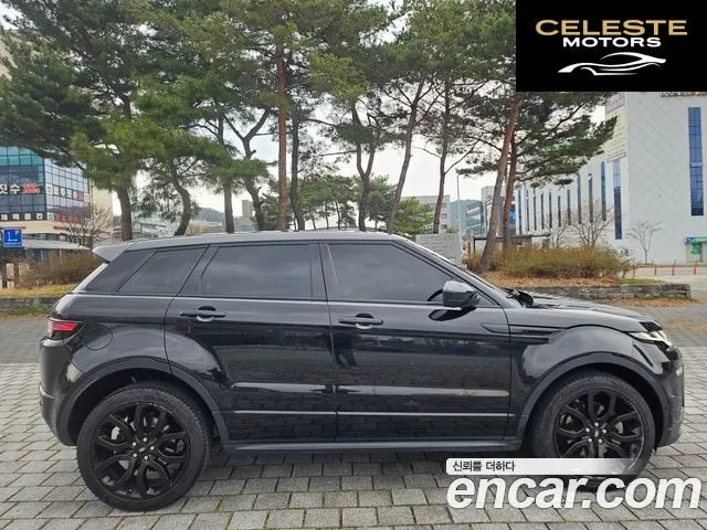 LAND ROVER Range Rover Evoque 2.0 TD4 HSE Dynamic 2017 — photo 4 sur 26