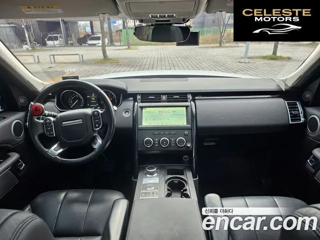 LAND ROVER Discovery 5 2.0 SD4 SE 2018 — photo 13 sur 26