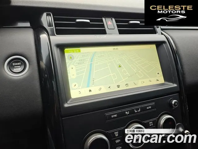 LAND ROVER Discovery 5 2.0 SD4 SE 2018 — photo 19 sur 26