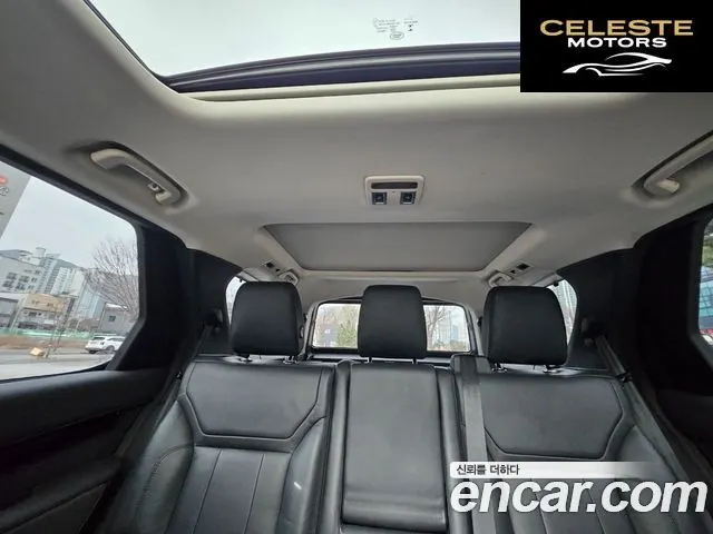 LAND ROVER Discovery 5 2.0 SD4 SE 2018 — photo 20 sur 26