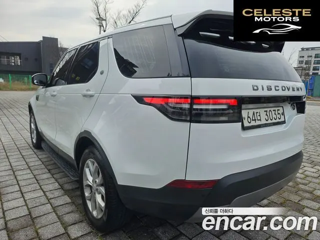 LAND ROVER Discovery 5 2.0 SD4 SE 2018 — photo 24 sur 26
