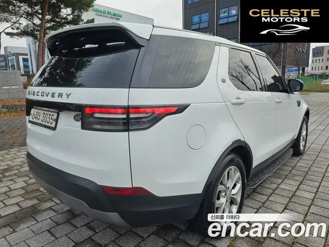 LAND ROVER Discovery 5 2.0 SD4 SE 2018 — photo 5 sur 26