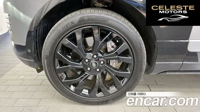 LAND ROVER Range Rover 44.4 SDV8 AB 2018 — photo 5 sur 20