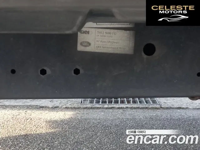 LAND ROVER Defender 90 2010 — photo 16 sur 25