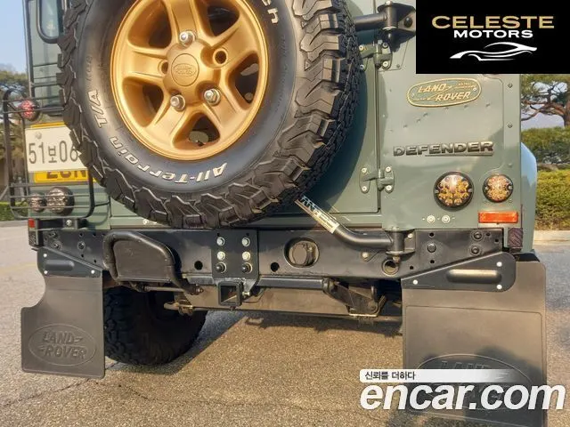 LAND ROVER Defender 90 2010 — photo 4 sur 25