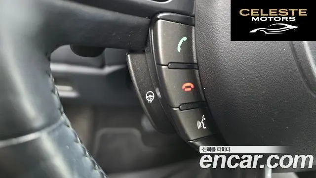 LAND ROVER Range Rover Evoque 2.2 SD4 2013 — photo 17 sur 20