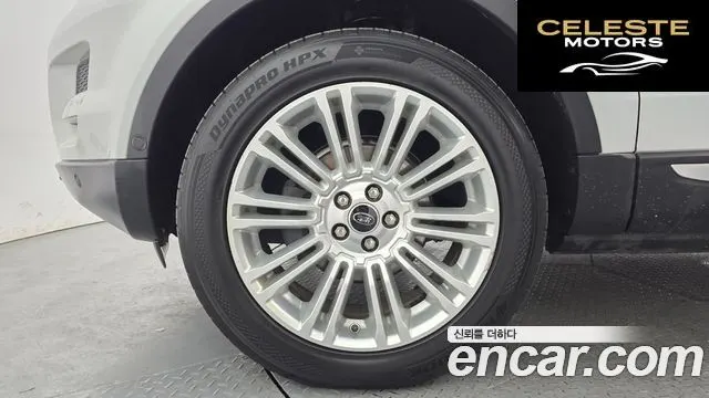 LAND ROVER Range Rover Evoque 2.2 SD4 2013 — photo 5 sur 20