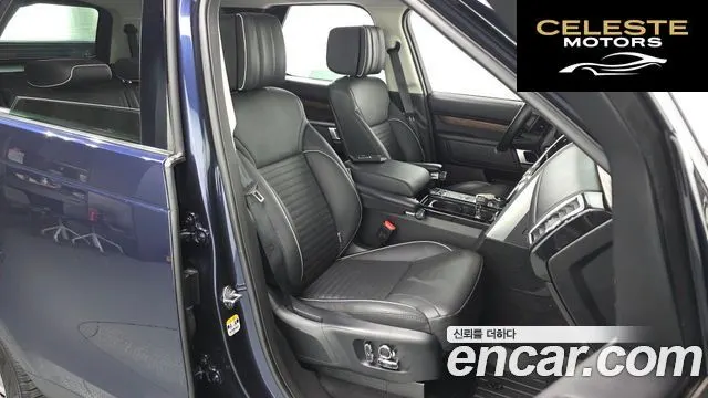LAND ROVER Discovery 5 3.0 TD6 HSE Luxury 2017 — photo 12 sur 20
