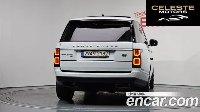 LAND ROVER Range Rover 4D350 Vogue SE 2021 — photo 4 sur 20