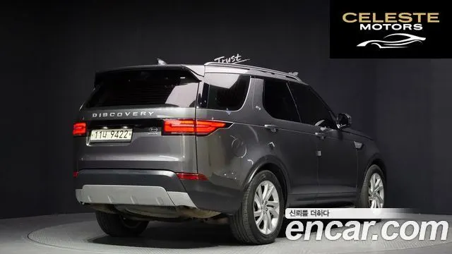 LAND ROVER Discovery 5 3.0 TD6 HSE 2018 — photo 2 sur 20