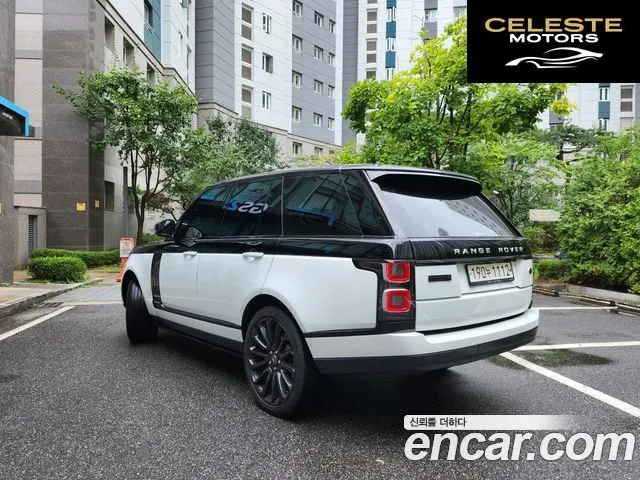 LAND ROVER Range Rover 44.4 SDV8 AB 2016 — photo 4 sur 26