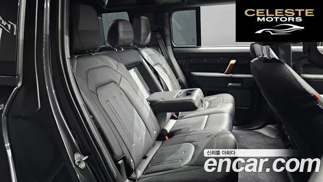 LAND ROVER Defender (L663) 110 P400 X 2024 — photo 11 sur 20