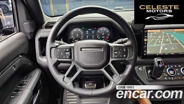 LAND ROVER Defender (L663) 110 P400 X 2024 — photo 12 sur 20