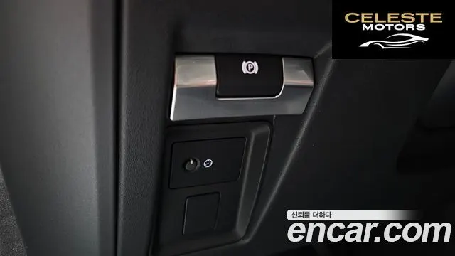LAND ROVER Defender (L663) 110 P400 X 2024 — photo 15 sur 20