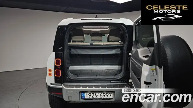 LAND ROVER Defender (L663) 90 D250 SE 2022 — photo 20 sur 20