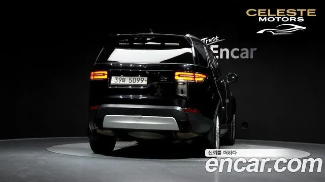 LAND ROVER Discovery 5 3.0 TD6 HSE Luxury 2018 — photo 4 sur 20