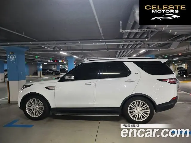 LAND ROVER Discovery 5 3.0 SD6 HSE Luxury 2019 — photo 3 sur 8