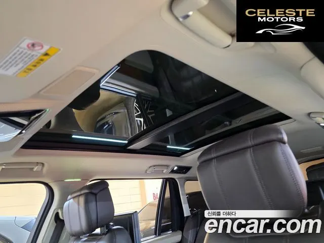 LAND ROVER Range Rover 45.0 SC AB LWB 2020 — photo 20 sur 26