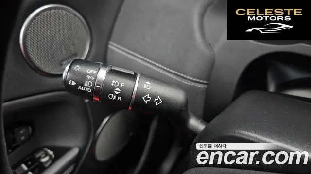 LAND ROVER Range Rover Evoque 2.0 TD4 SE Dynamic Cabriolet 2018 — photo 29 sur 36