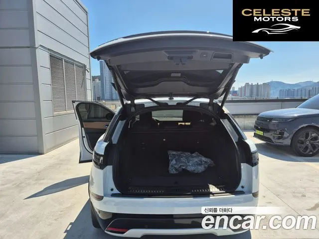 LAND ROVER Range Rover Velar 3.0 P400 Dynamic HSE 2025 — photo 18 sur 26