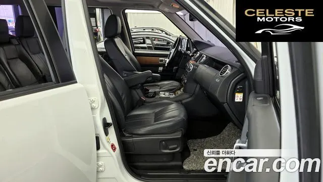 LAND ROVER Discovery 4 3.0 SDV6 SE 2013 — photo 11 sur 20