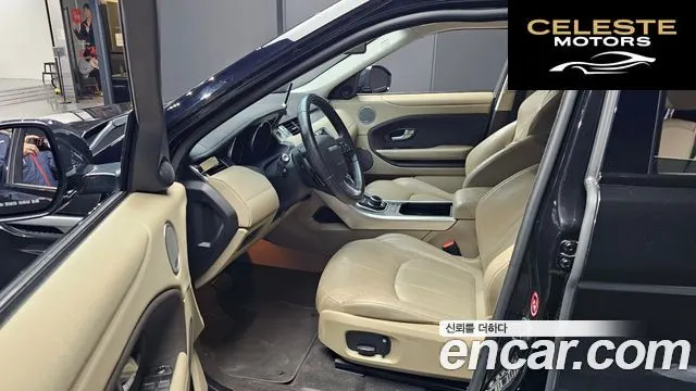 LAND ROVER Range Rover Evoque 2.0 TD4 SE 2018 — photo 10 sur 20