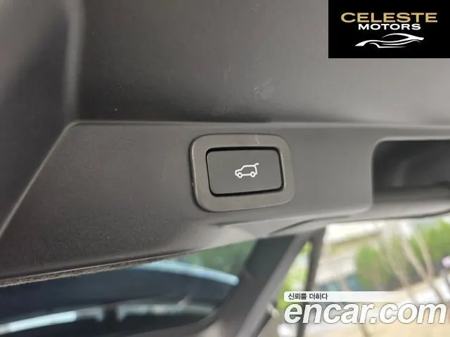 LAND ROVER Range Rover Sport 23.0 SDV6 HSE 2019 — photo 19 sur 25