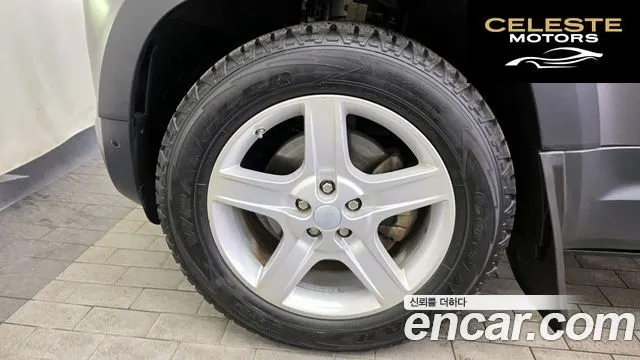 LAND ROVER Defender (L663) 110 D240 SE 2020 — photo 5 sur 20