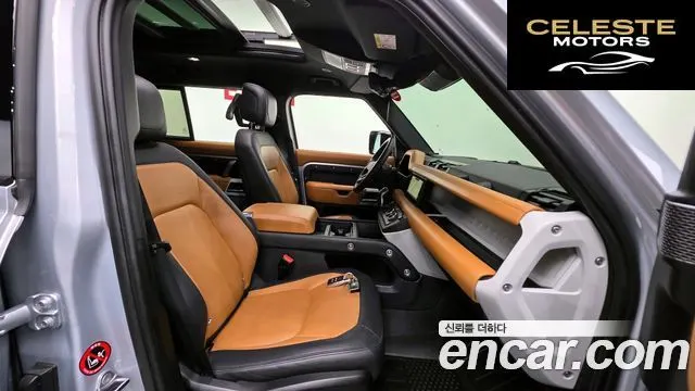 LAND ROVER Defender (L663) 110 P300 X-Dynamic SE 2024 — photo 10 sur 20