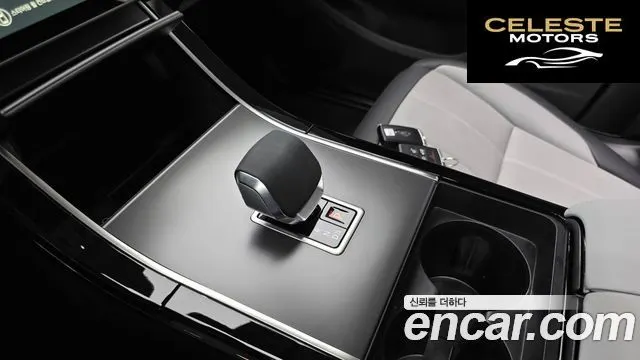 LAND ROVER Range Rover Evoque 2P250 Dynamic SE 2024 — photo 9 sur 20