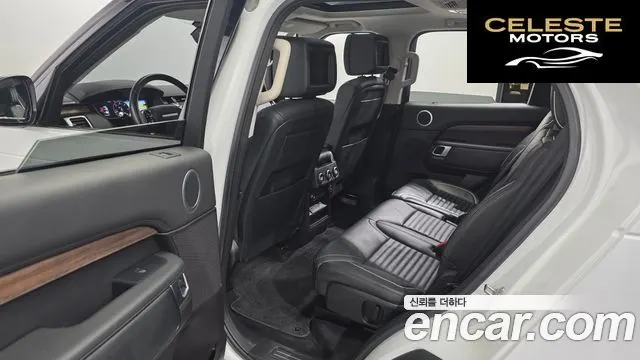 LAND ROVER Discovery 5 3.0 SD6 HSE Luxury 2019 — photo 12 sur 20