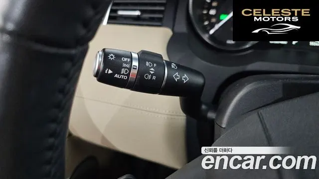 LAND ROVER Range Rover Evoque 2.0 TD4 SE 2018 — photo 17 sur 20